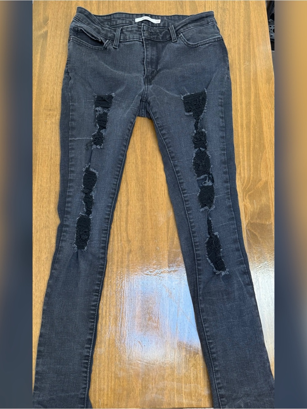 Levi’s Black Distressed Skinny Jeans W29 L30